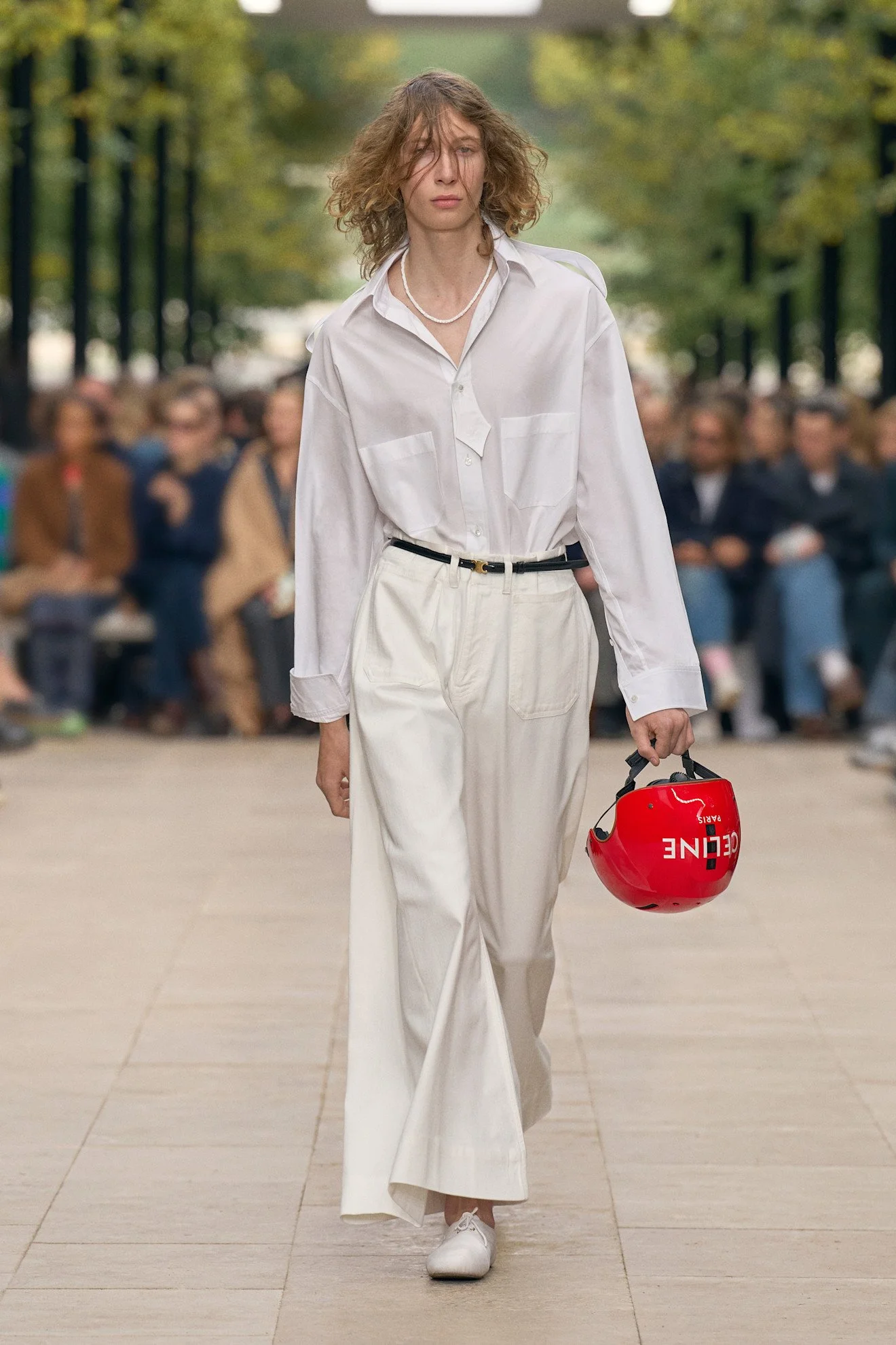 The White Shirt Trend 2026: Quiet Luxury's Most Essential Wardrobe